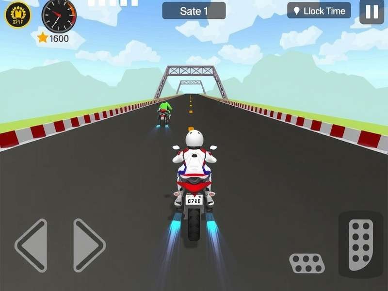 Helix Speed Run India gameplay screenshot showing racing action